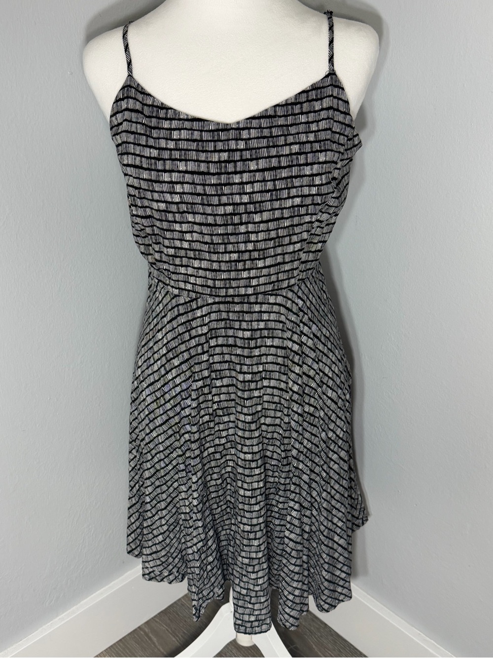 OLD NAVY Striped Black & Gray Midi Slip Dress with Spaghetti Straps Large
